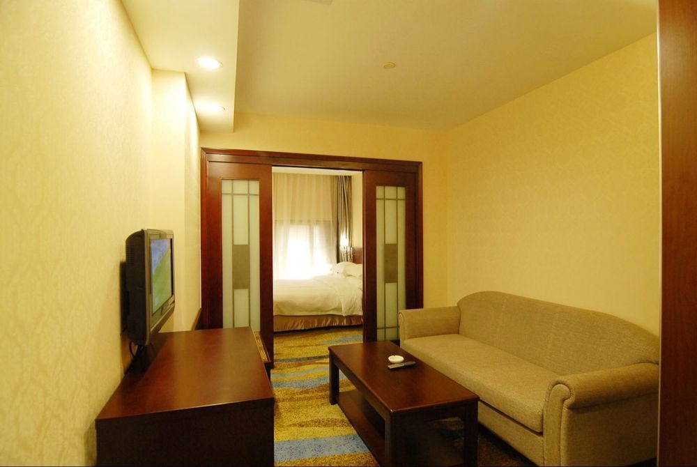 Waifiden Hotel -Former Tokai Hotel - Xiaobei Metro Station - During The Canton Fair, There Will Be Shuttle Buses For Transportation Back And Forth Esterno foto